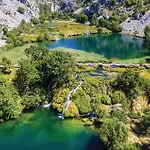 Amazing In * Gornji Karin