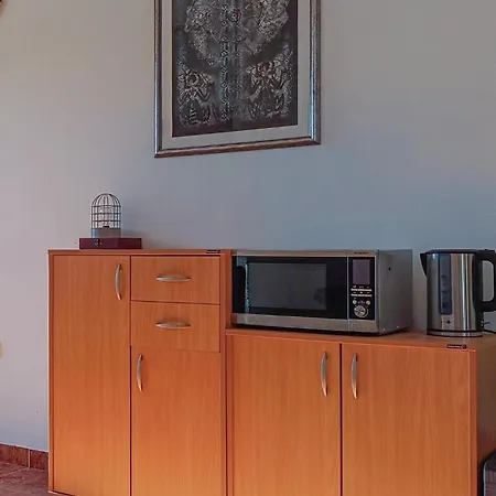 1 Bedroom In Gornji Karin