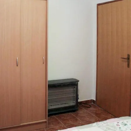 1 Bedroom In *
