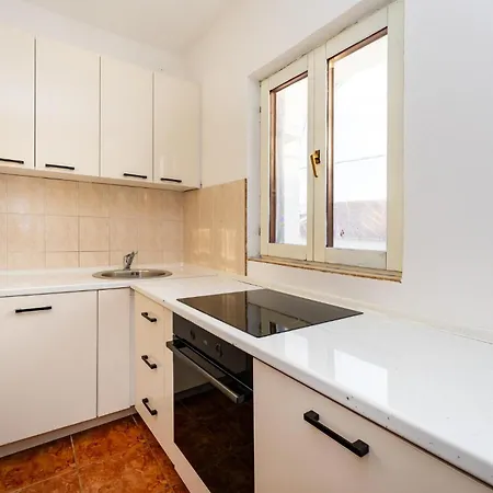 1 Bedroom In Gornji Karin