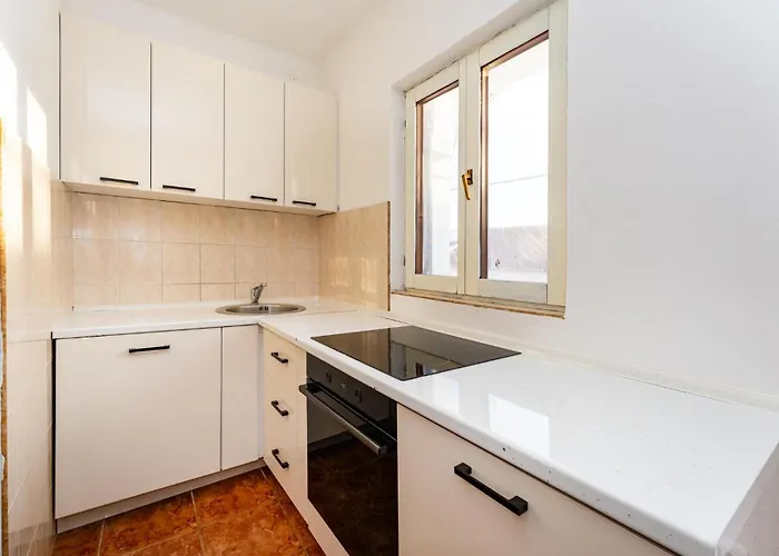 Amazing In Gornji Karin